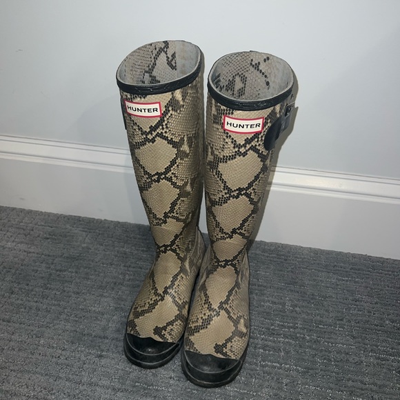 Hunter Rain Boots - Picture 1 of 3
